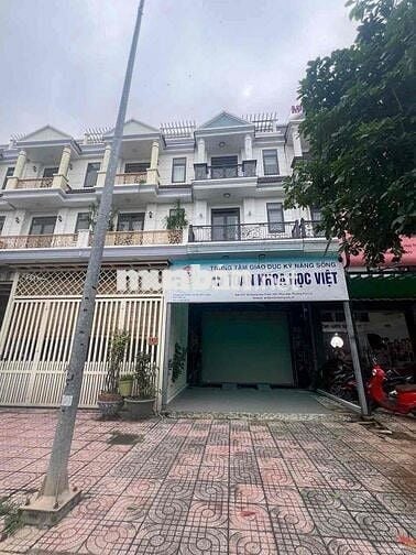 Cho thuê nhà mặt tiền Hoàng Hoa Thám - KDT Phúc Đạt - Phú Lợi