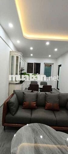 Chung cư khu đô thị Việt Hưng 70m² – 2 ngủ – giá hơn 4 tỷ