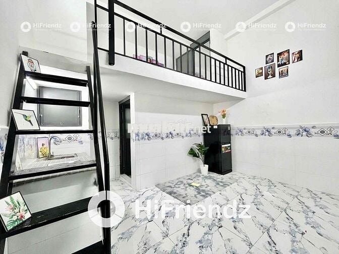 Trống sẵn phòng gác cao ở Hương Lộ 2 - sẵn máy lạnh -Gần ngã tu bốn xa