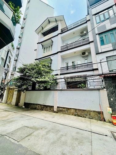 Biệt Thự Huỳnh Tịnh Của P8 Q3 - Trệt 3 Lầu (ngang 15m x 14m) - 27,5 Tỷ