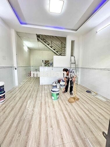 Nhà Mới Đẹp 4,5x12m 1Lầu Đúc (2PN 2WC) Hẻm 5m Thông. Giáp Tên Lửa