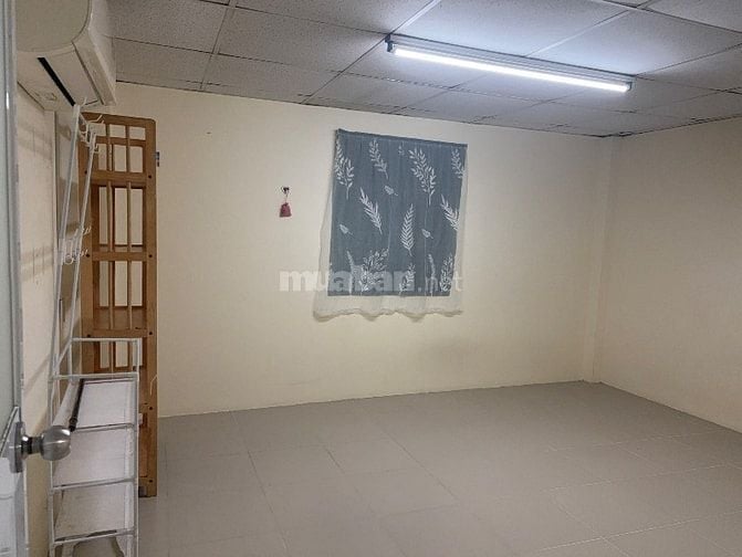 Chính chủ cho thuê nhà 6trđ/tháng, DTSD 80m2, 2PN đường Lê Đức Thọ, GV