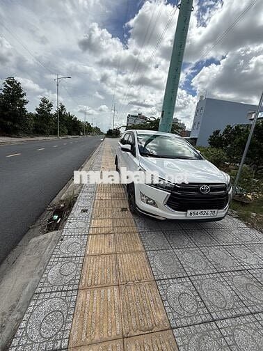 Toyota Innova 2018 2.0 Venturer - 169000 km