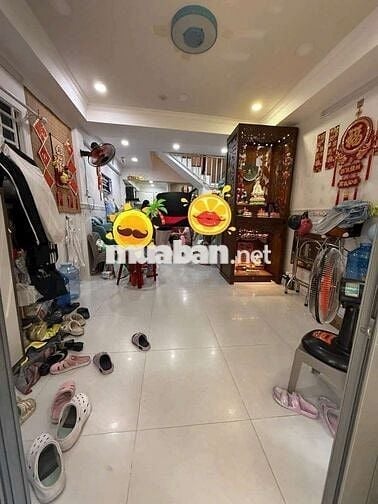 Nhà cho thuê hẻm xe tải quay đầu nhà đẹp