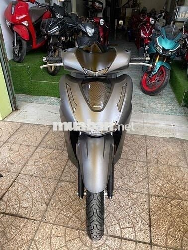 SH 350 2025 xám titan như mới rẻ hơn mới 20tr