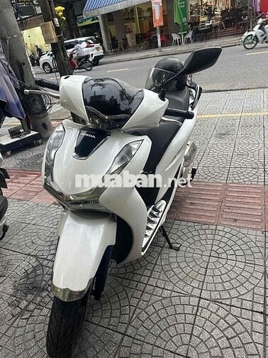 cần bán SH125 đời 2022 xe chính chủ còn nguyên rin