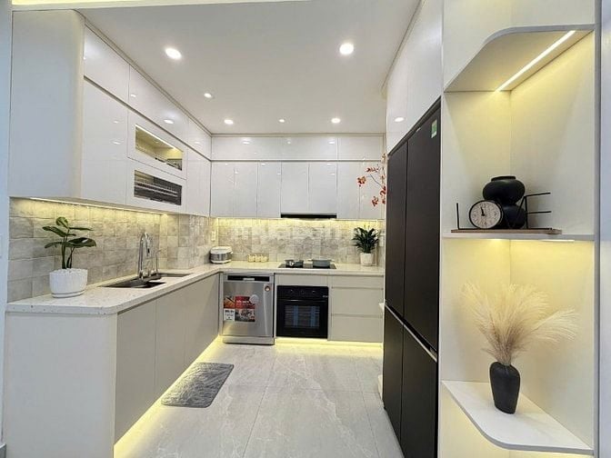 Bán căn góc đẹp Sky Garden 3, Phú Mỹ Hưng, 3PN 2WC, nội thất cao cấp, 