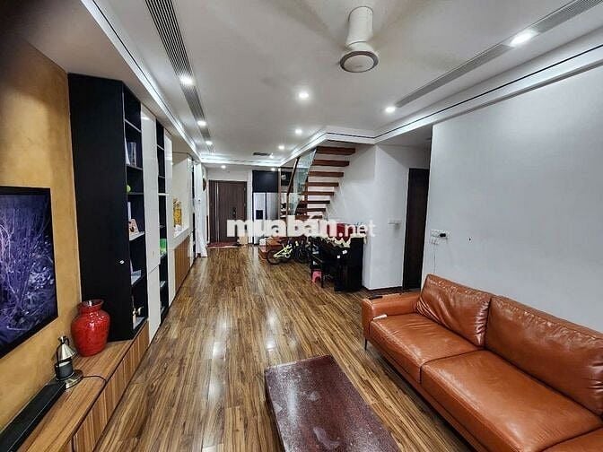 Bán CH CT2 Xuân Phương, Quốc Hội 8,9tỷ 156m2 4PN 3VS đồ cơ bản, sẵn sổ