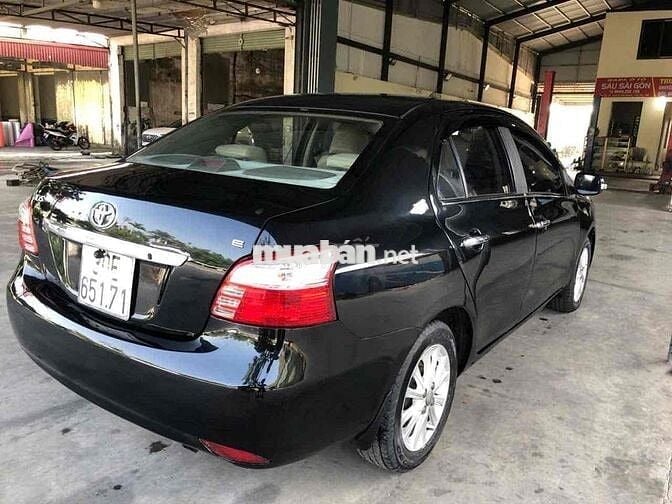cần bán xe vios 2010 màu đen