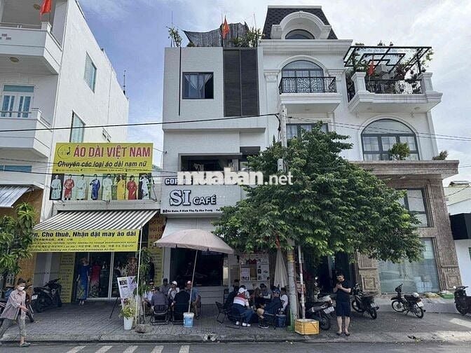 Nhà mặt tiền khu đắc địa Tháp Pà cách biển 400m, lề đường 5m