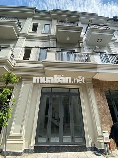 BÁN CĂN NHÀ 1 TRỆT 2 LẦU - SỔ RIÊNG - NGAY TRUNG TÂM TÂN HIỆP.