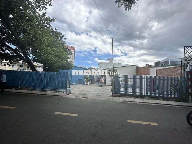 Chính chủ cần bán đất đường Hòn Chồng (Cao Văn Bé)