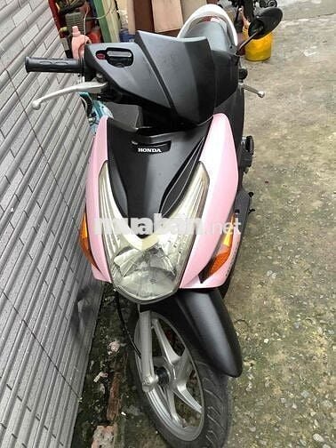 Click màu đen xe đẹp biển thành phố