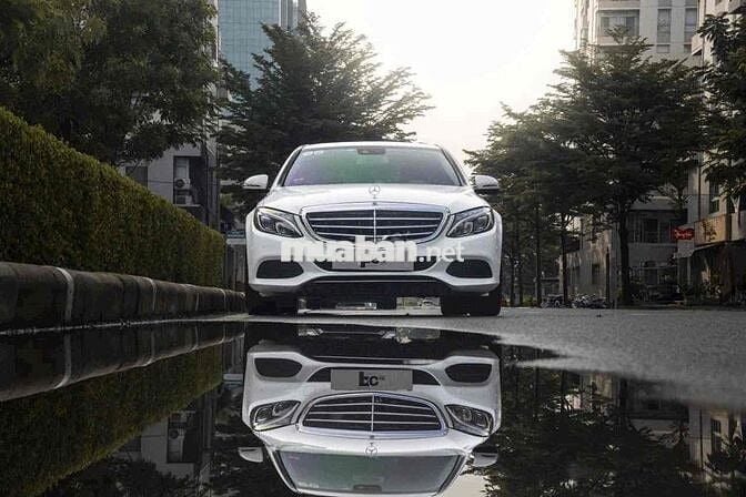 LONG ANH AUTO về Mercedes C250ex 2018