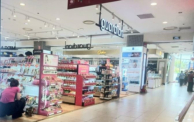 CỬA HÀNG CUỐI NĂM CẦN BỔ SUNG NHÂN VIÊN ĐI LÀM NGAY