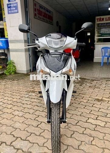 Siêu Mới FUTURE 125Fi LED 2024 Lăn bánh 3.200Km