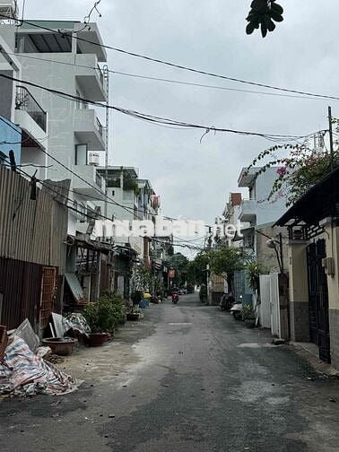 ĐẤT RẺ LÊ ĐỨC THỌ. GẦN THỐNG NHẤT. 5,2x25 VUÔNG A4. HẺM QH 5M. 6,X TỶ