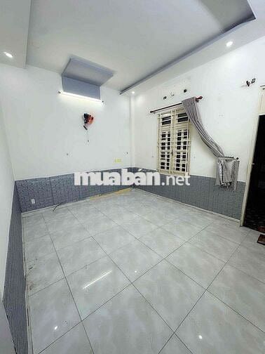 TÔI CHÍNH CHỦ [ 5 x 20] 1 lầu 4PN,3WC,NGAY BV BÌNH TÂN