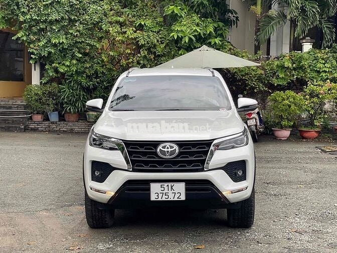 Toyota Fortuner 2.4AT 2022