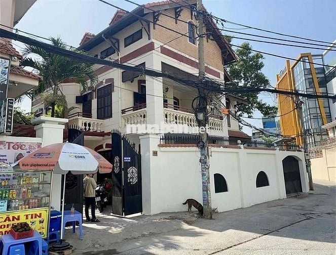 BIỆT THỰ SÂN VƯỜN, S SỬ DỤNG 400M2 SỐ 45 UNG VĂN KHIÊM QUẬN BÌNH THẠNH