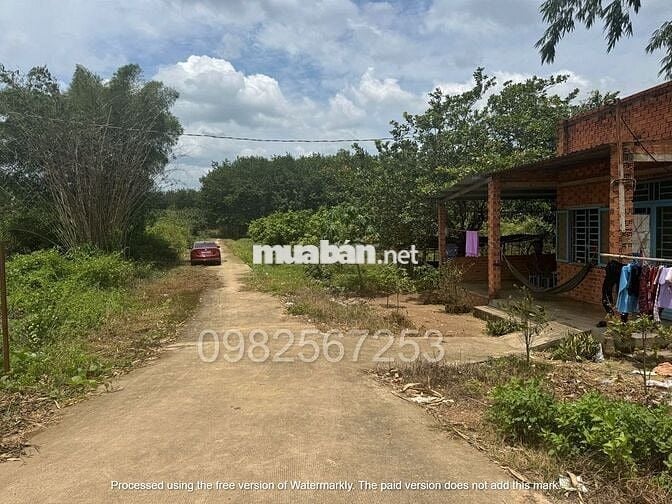 Bán gấp lô đất chôm chôm liền kề 400m2, ngang 13m có 200mtc sau trường