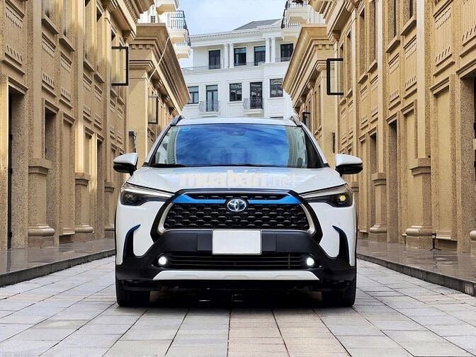 Toyota Corolla Cross 1.8HV 2020, tiết kiệm với HV