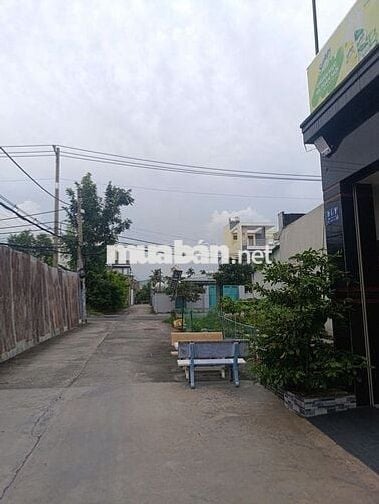 Nhà HXT TL47, Thạnh Lộc, Q12. 4x17m trệt, 2 lầu, tặng nội thất