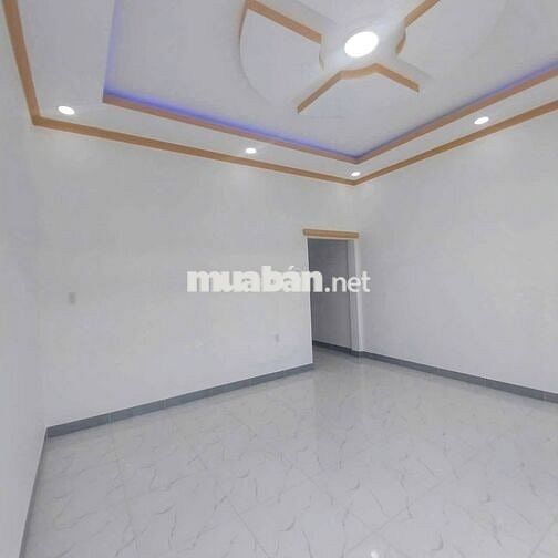 Cô năm cần bán căn nhà mặt tiền 129m2 870 triệu thương lượng