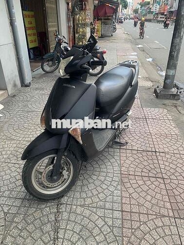 bán xe lead 2010 máy móc còn êm ru chạy rất mạnh