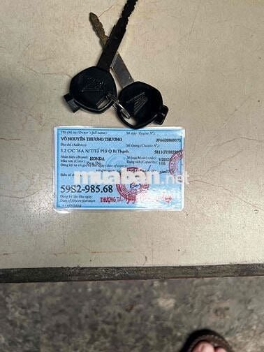 xe mua mới 1 chủ xe nhà đi kỷ zin95% xem xe thich