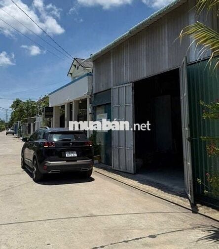 Kho đẹp cần cho thuê giá rẻ ở Đường Nguyễn Văn Tạo diện tích 400m2