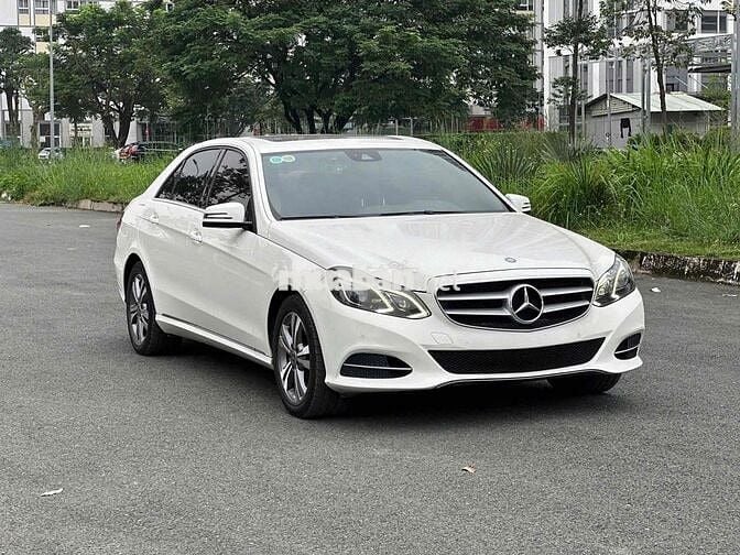 Mercedes benz elass E250 2014 odo 89k km.