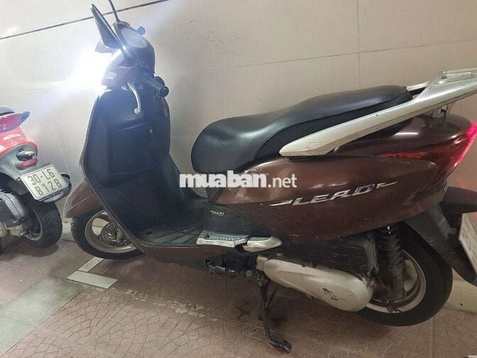 Dư xe, nhà trật cần bán Lead 2012