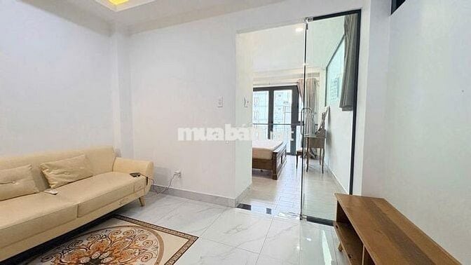 Căn Hộ Tách Bếp  Full nội thất máy giặt riêng ngay Bùi viện  Q1