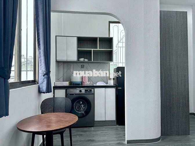 Căn Hộ Tách Bếp  Full nội thất máy giặt riêng ngay Nowzone Đh SG
