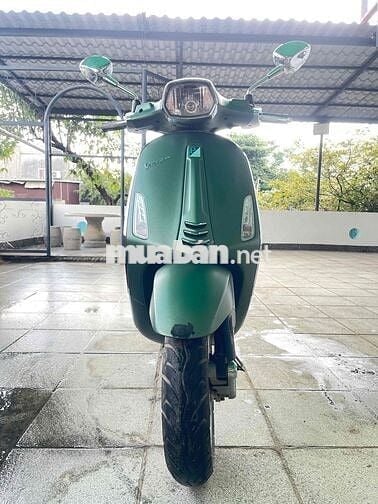 Chính chủ cần bán vesspa mua mới 6/2021