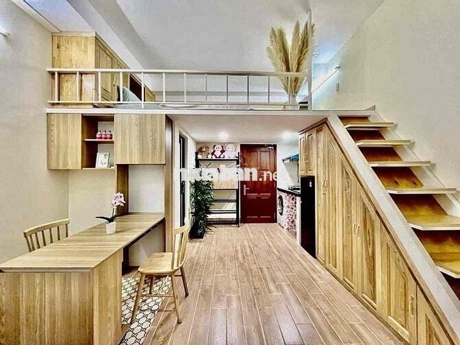 NHƯỢNG LẠI 1 CH 99%…ĐẦY ĐỦ NỘI THẤT…BAN CÔNG…NGAY TRƯỜNG CHINH