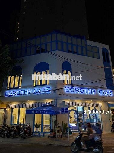 Sang nhượng quán cà phê trung tâm phố Hàn