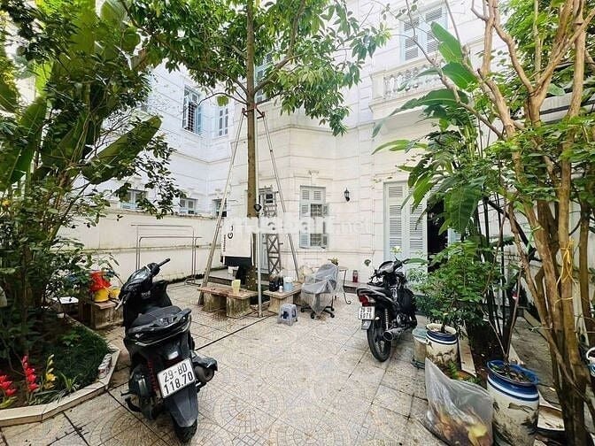 Cho thuê biệt thự hồng tiến long biên 100m 4p ngủ fun đồ giá 19 triệu