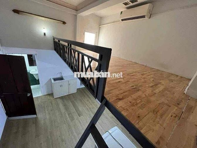 Phòng trọ Quận 10 cách UEH csB 300m