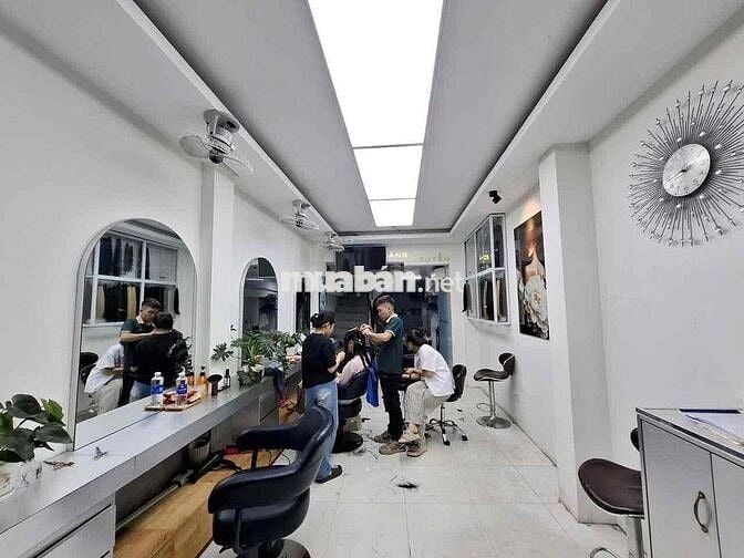 chính chủ cần bán gấp nhà mặt tiền vừa ở vừa kinh doanh