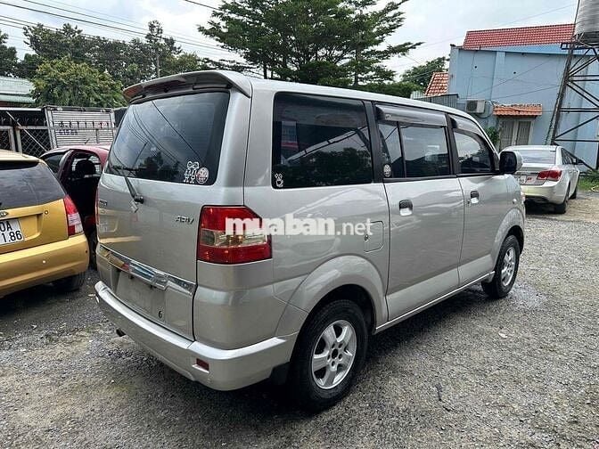 Suzuki APV cực đẹp 8 chỗ số tự động