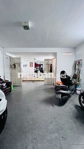 Cho thuê nhà 47 bình giả trệt lầu giá 25 triệu