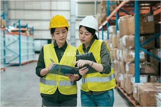 CẦN GẤP 1 QUẢN LÝ KHO TẠI QUẬN 5