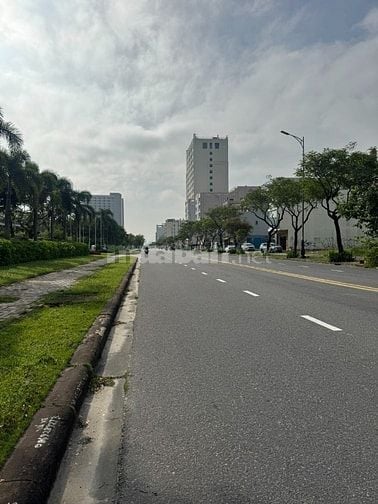 2 lô,312m2/41 tỷ,đường Võ Nguyên Giáp ,sát Hồ Xuân Hương,nhìn OLAlani