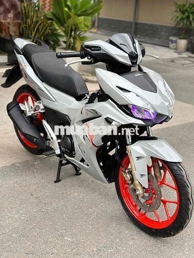 xe winer v3 đk 2023 abs mới 99%