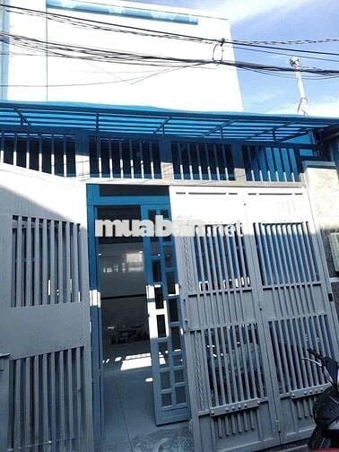 nhà gần trưởng tiểu học Kim Đồng dt 4x16m trệt + lửng hẻm xe hơi