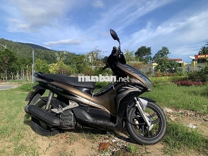 Honda Air Blade 2012 Đen vàng đồng