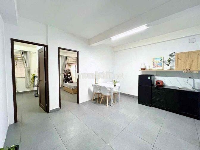 CĂN HỘ 2 PHÒNG NGỦ CÓ SÂN RIÊNG GẦN CÔNG VIÊN GIA ĐỊNH