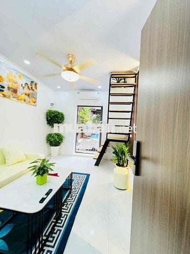 Nhà TT phố Bạch mai, ô tô, 60m tầng 2, 2N FULL nội thất, sổ CC